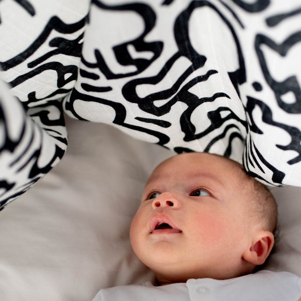 ETTA LOVES X KEITH HARING 'BABY' MUSLIN - For Newborn to 4 Months Old Babies