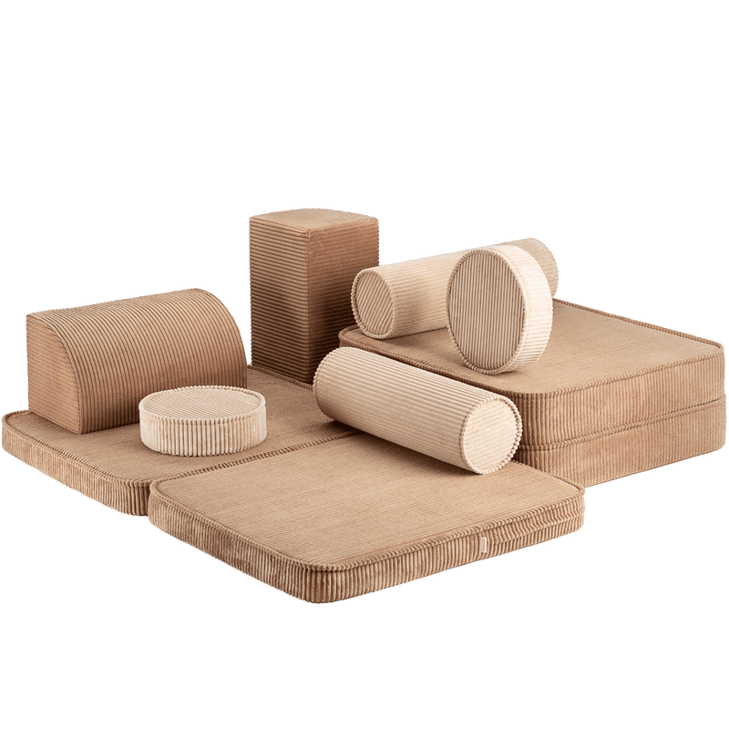 Toffee Settee