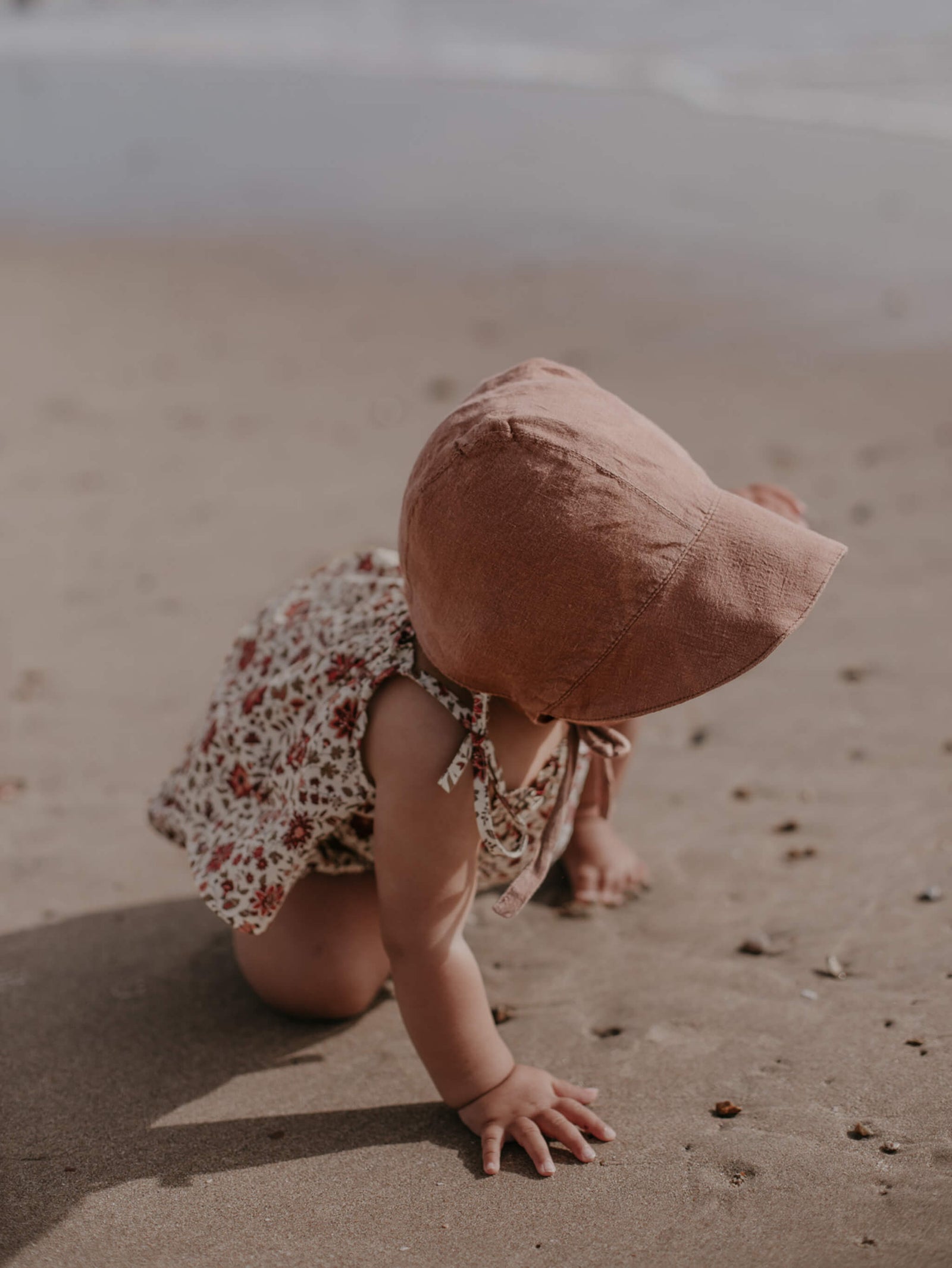 The Old-Fashioned Bonnet – The Mum Marketplace - Main Image