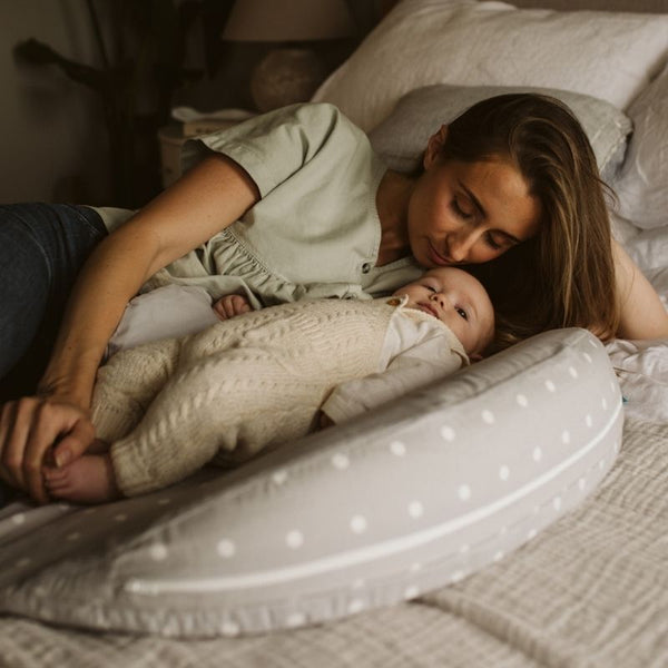 Nursing Nest - Dotted