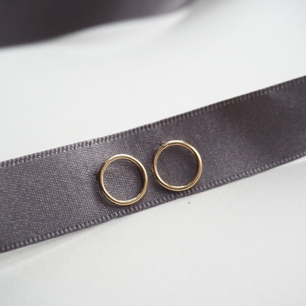 Gold Small Circle Stud Earrings