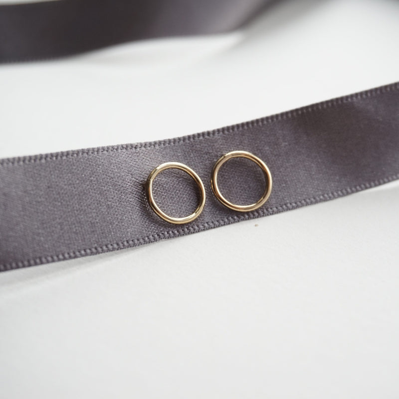 Gold Small Circle Stud Earrings