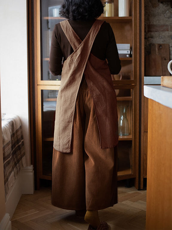 The Linen Apron - Women's